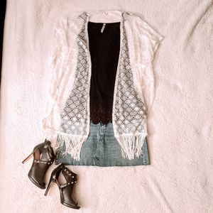 White lace kimono/shawl